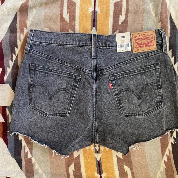 New Levi's 501 Black Distressed High Rise Cutoff Shorts - 29 - Picture 2 of 6